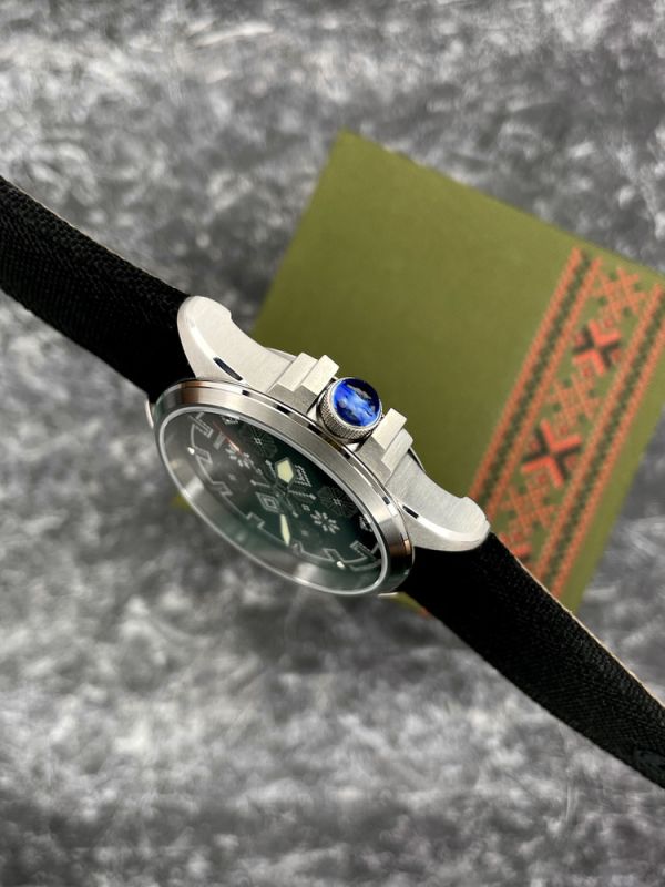  Awarder Embroidery Silver-Army Green Black Battery 10ATM